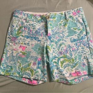 Lilly Pulitzer 5” Stretch Shorts in “Lilly’s House”